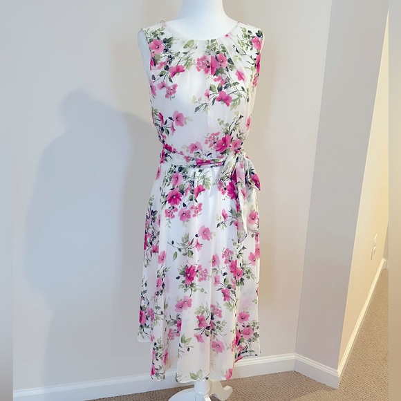 JH Collectibles Dresses & Skirts - JH Floral Dress